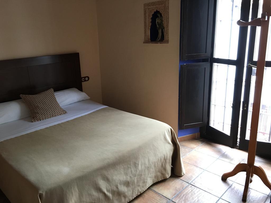 Apartamentos Victoria Bujalance Exteriér fotografie