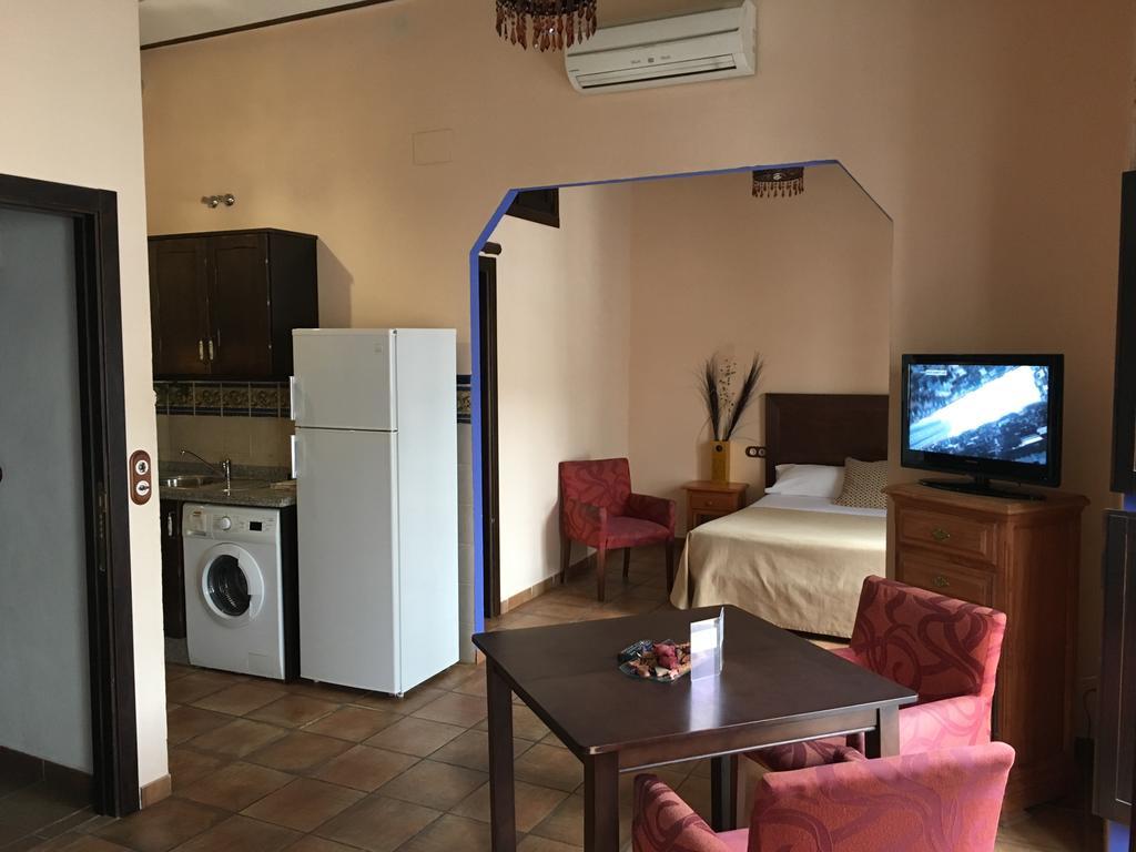 Apartamentos Victoria Bujalance Exteriér fotografie