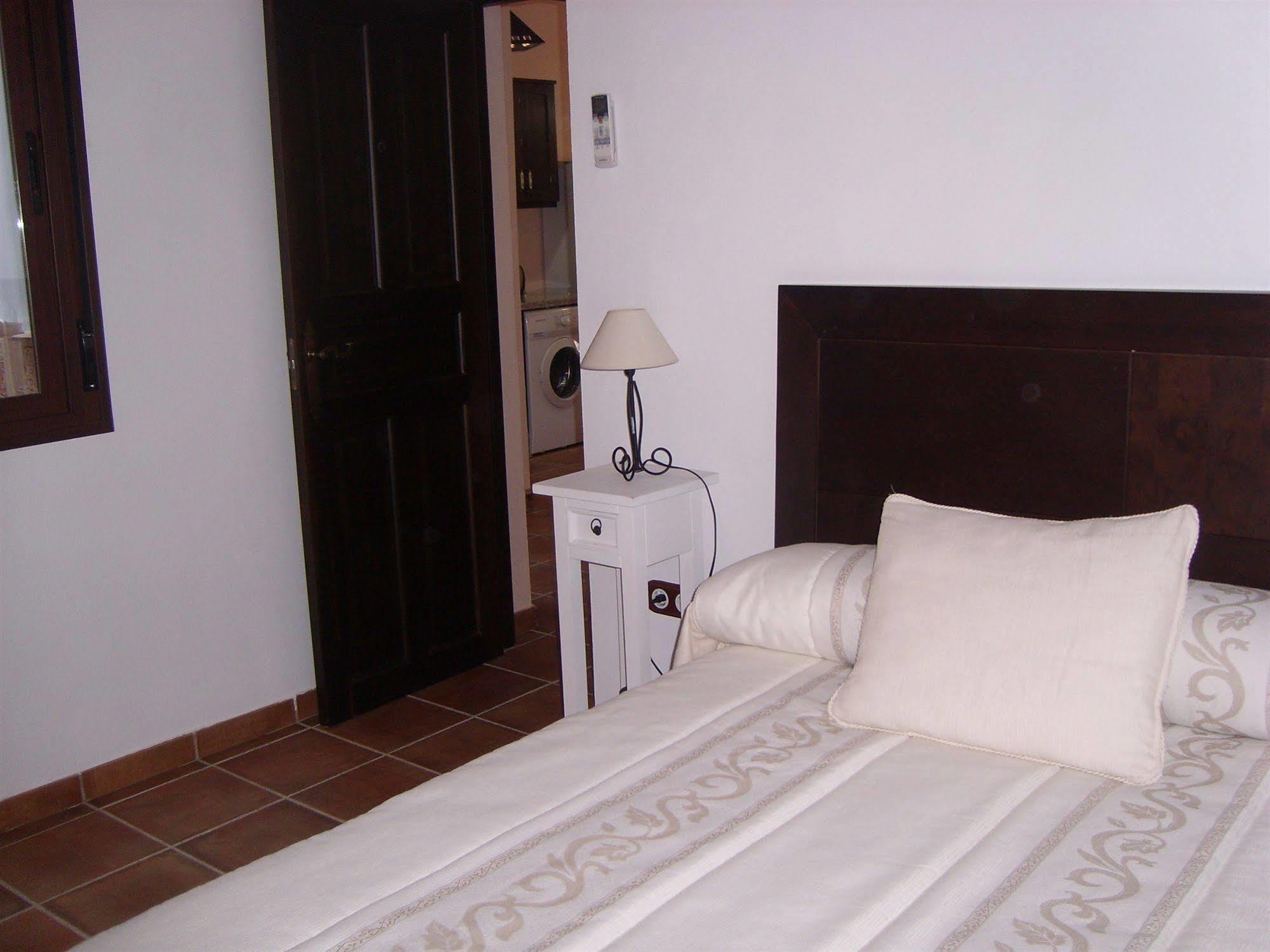 Apartamentos Victoria Bujalance Exteriér fotografie