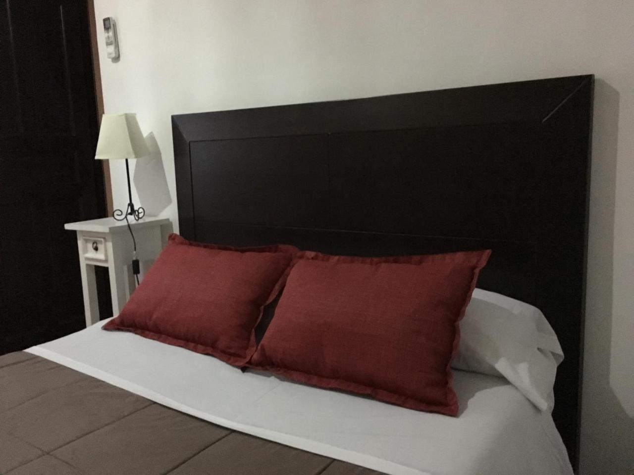 Apartamentos Victoria Bujalance Exteriér fotografie